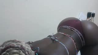sweetmaya01 about 11 minutes into her 24 Oct show