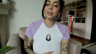 tattoo_ninja_kitty about 2 minutes into her 13 Oct show