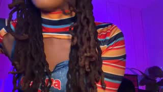thebrattygoddess about 6 minutes into her 24 Oct show