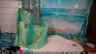 vivid_whit about 2 minutes into her 9 Oct show