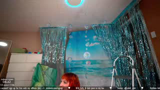 vivid_whit about 11 minutes into her 9 Oct show