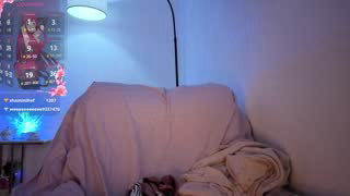 welcome2pleasureland about 5 minutes into her 10 Oct show