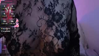 welcome2pleasureland about 1 minute into her 15 Oct show