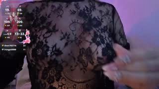 welcome2pleasureland about 2 minutes into her 15 Oct show