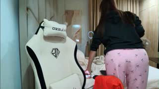 xdreamangel about 92 minutes into her 23 Oct show