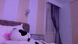 xnaominashx about 6 minutes into her 15 Oct show