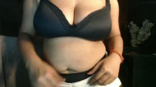 your_ishaa about 6 minutes into her 24 Oct show