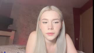 your_tender_doll about 2 minutes into her 21 Oct show